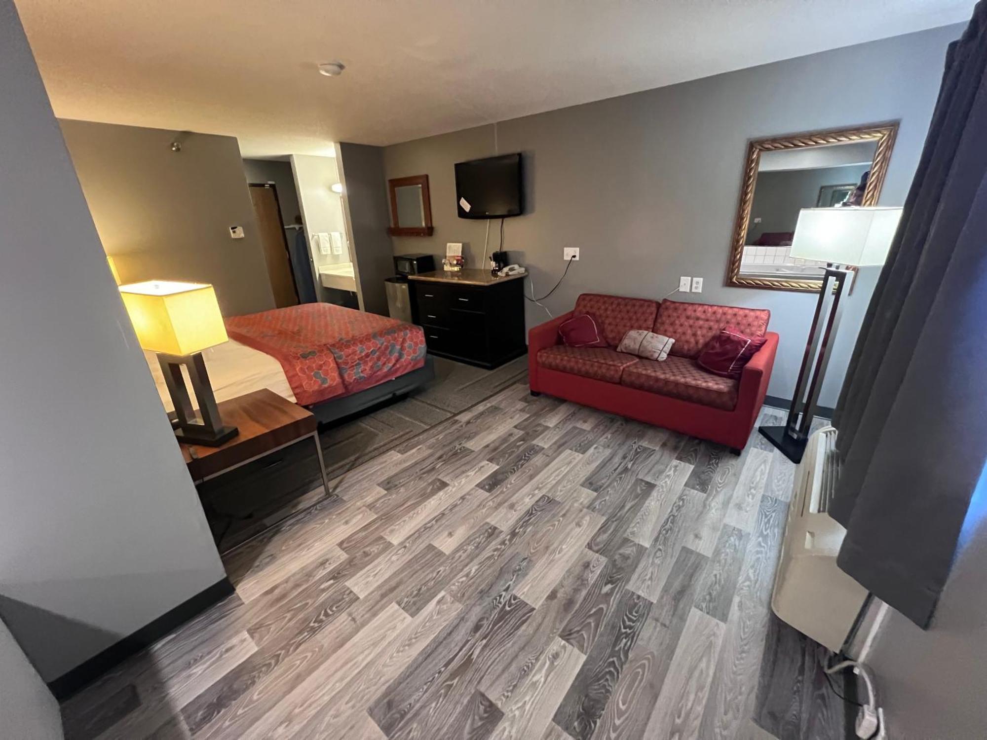 American Inn And Suites Ionia Экстерьер фото
