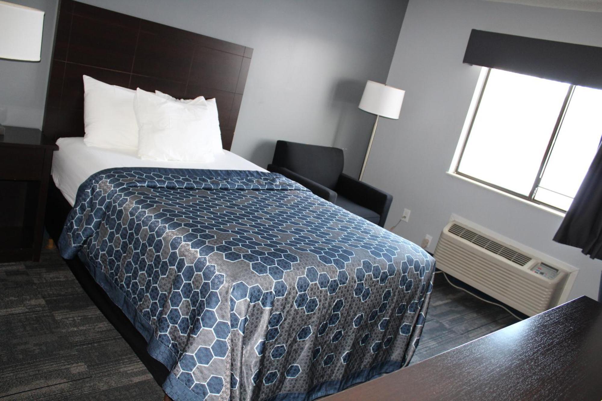 American Inn And Suites Ionia Экстерьер фото
