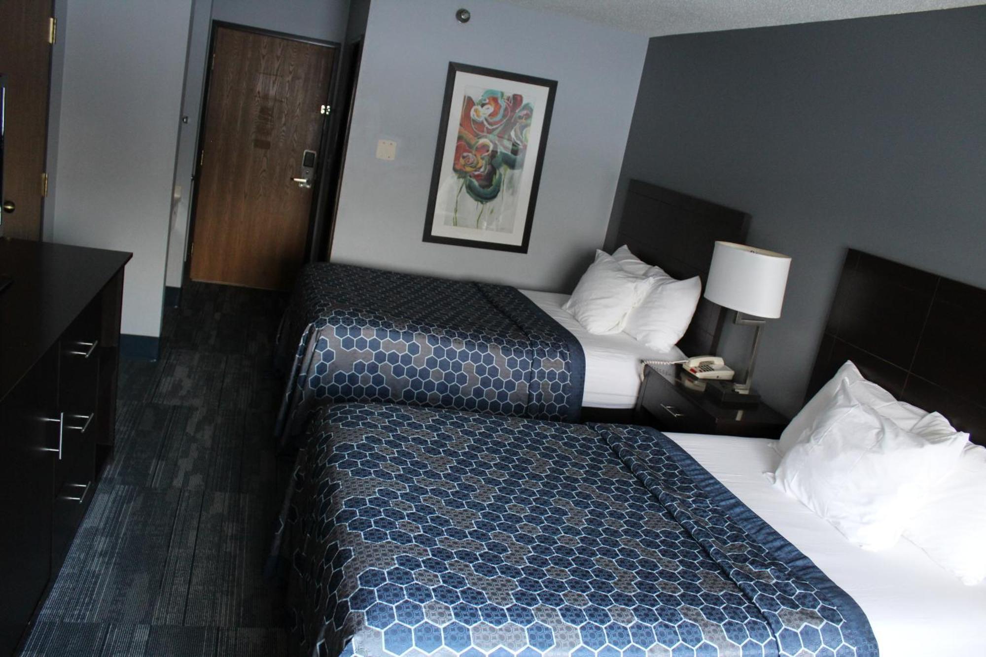 American Inn And Suites Ionia Экстерьер фото