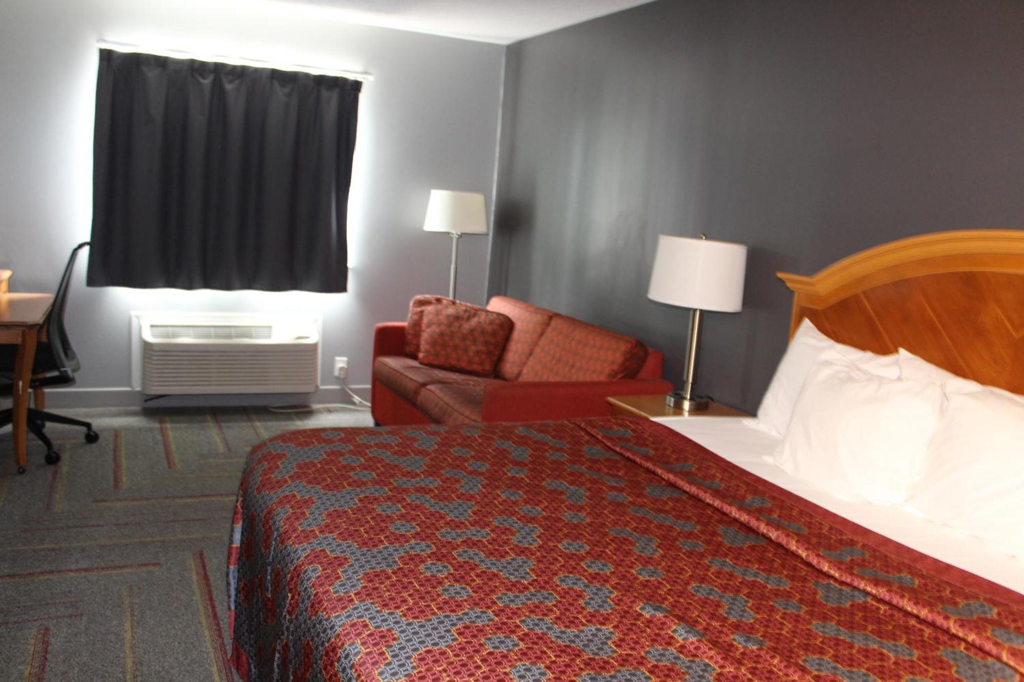 American Inn And Suites Ionia Экстерьер фото